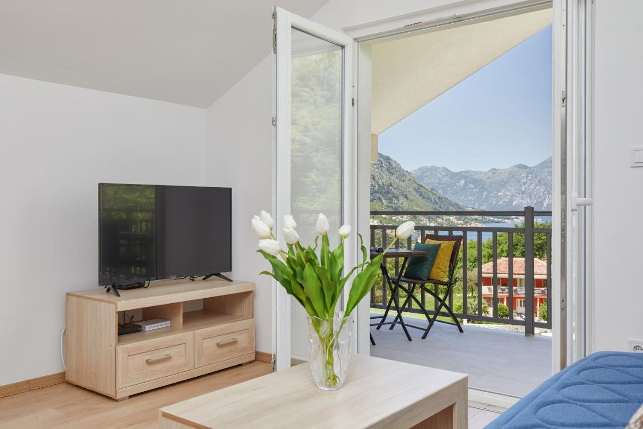 Peaceful Sunhill Apartments Kotor Luaran gambar