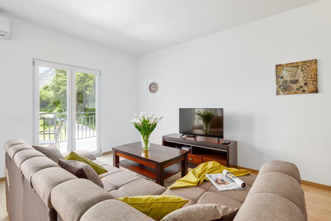 Peaceful Sunhill Apartments Kotor Luaran gambar