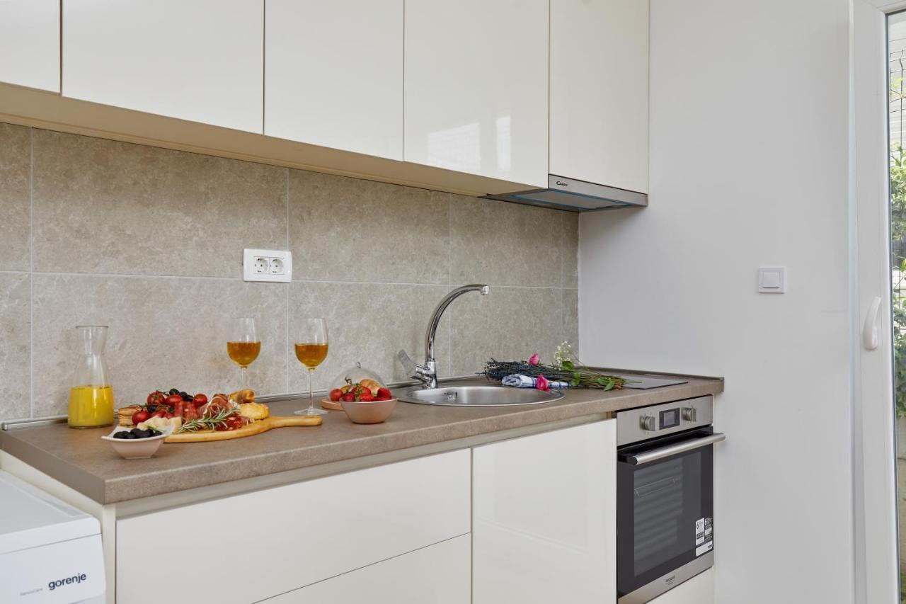 Peaceful Sunhill Apartments Kotor Luaran gambar
