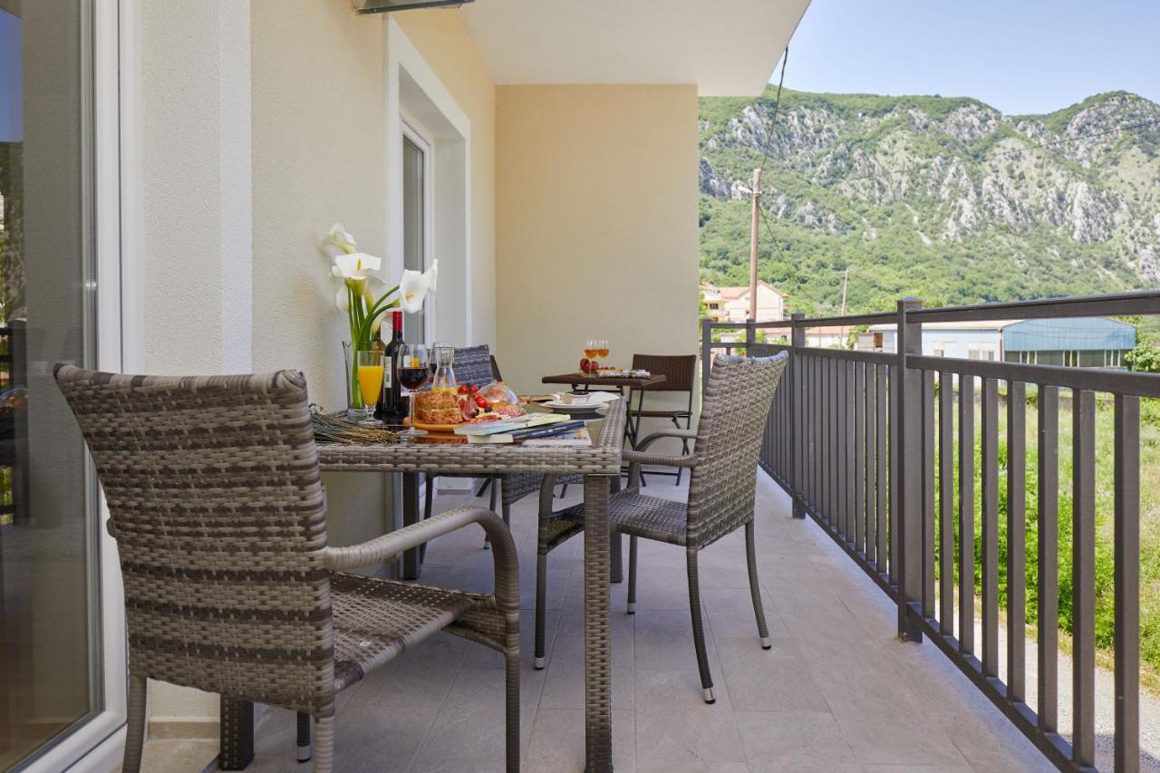 Peaceful Sunhill Apartments Kotor Luaran gambar