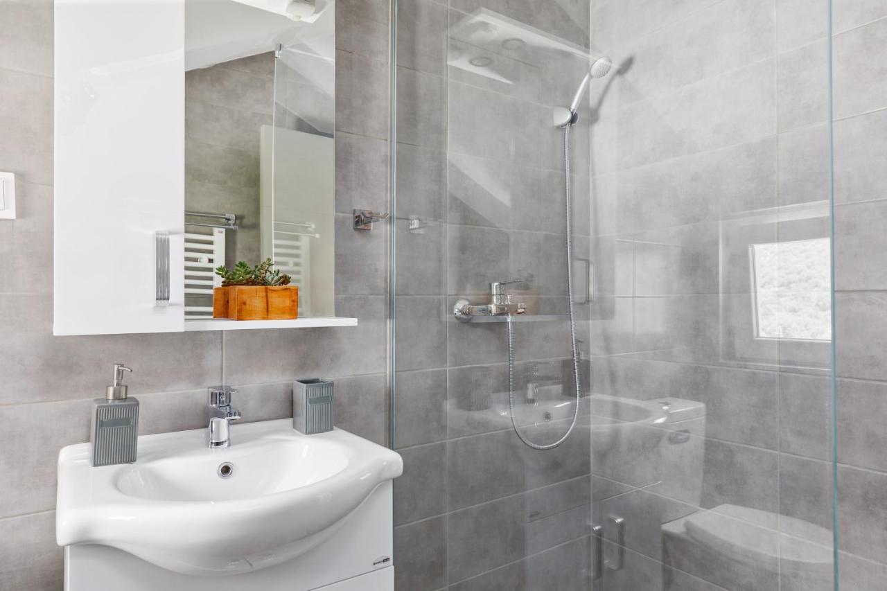Peaceful Sunhill Apartments Kotor Luaran gambar