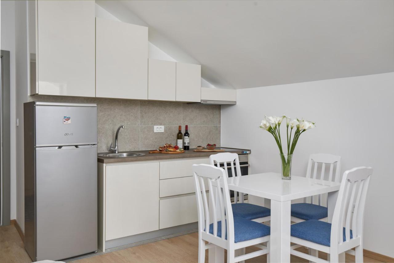 Peaceful Sunhill Apartments Kotor Luaran gambar