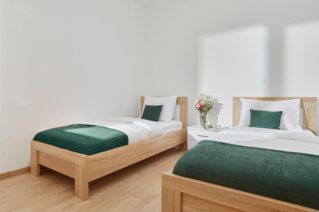 Peaceful Sunhill Apartments Kotor Luaran gambar