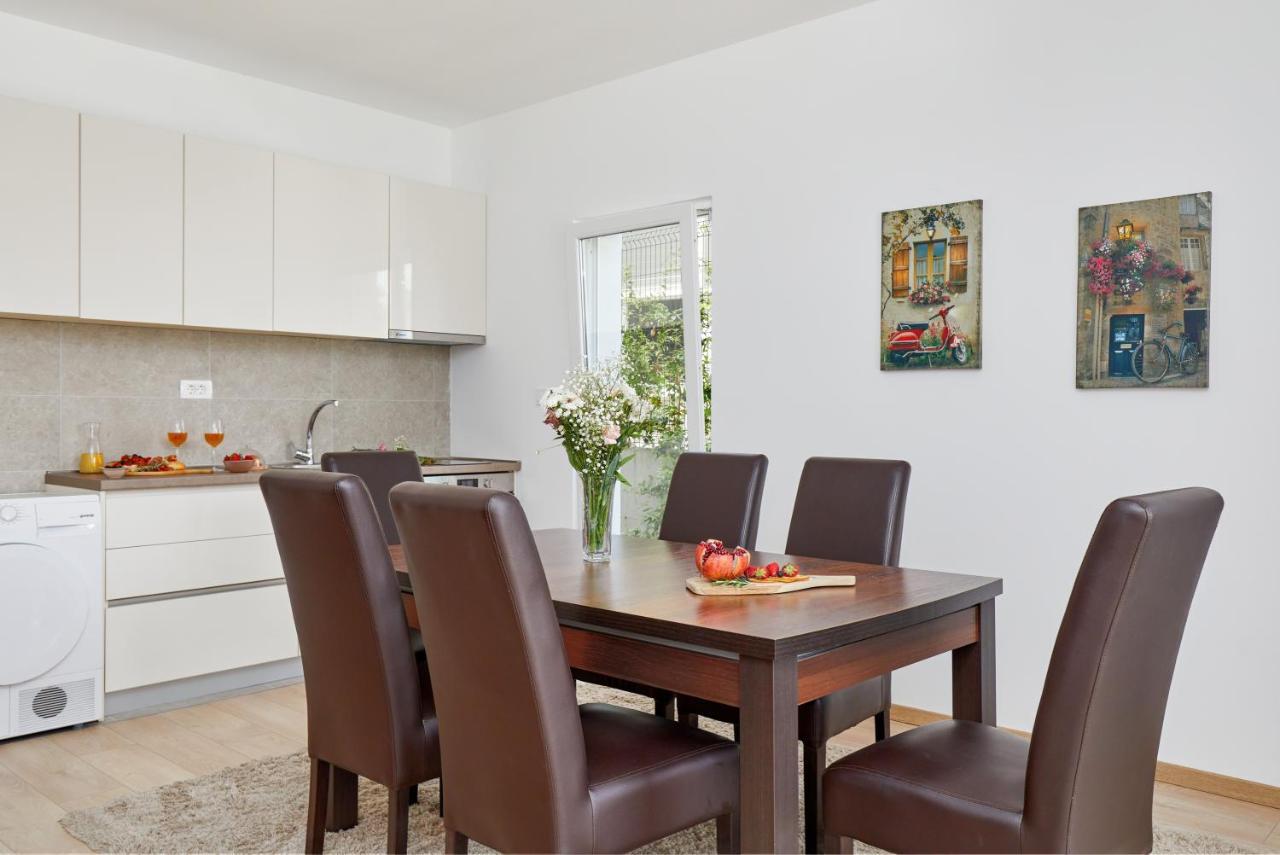 Peaceful Sunhill Apartments Kotor Luaran gambar