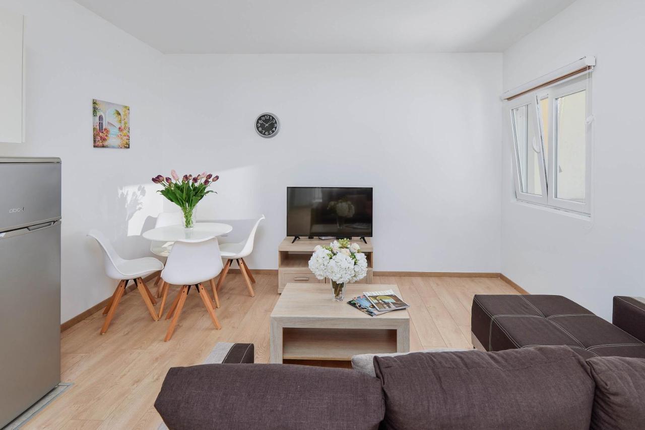 Peaceful Sunhill Apartments Kotor Luaran gambar